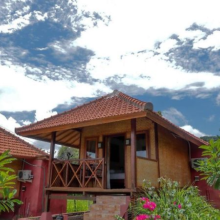 Yut'S Inn Flower Paradise Gili Gede Экстерьер фото