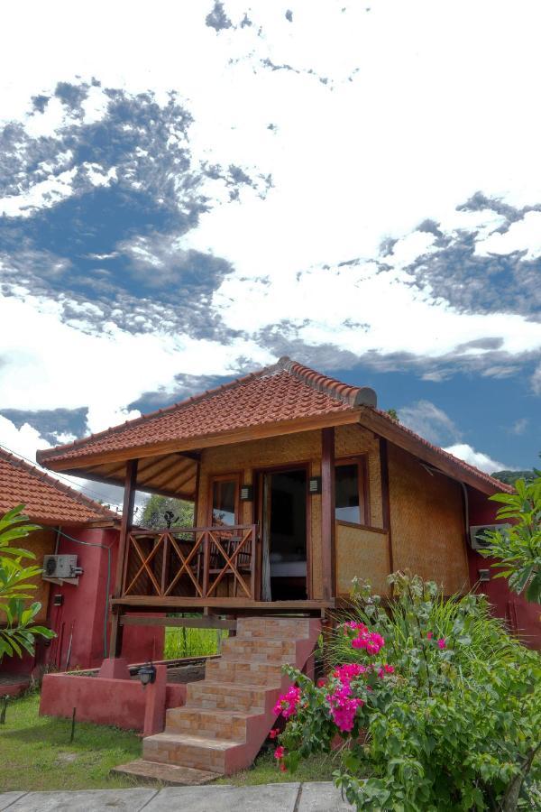 Yut'S Inn Flower Paradise Gili Gede Экстерьер фото
