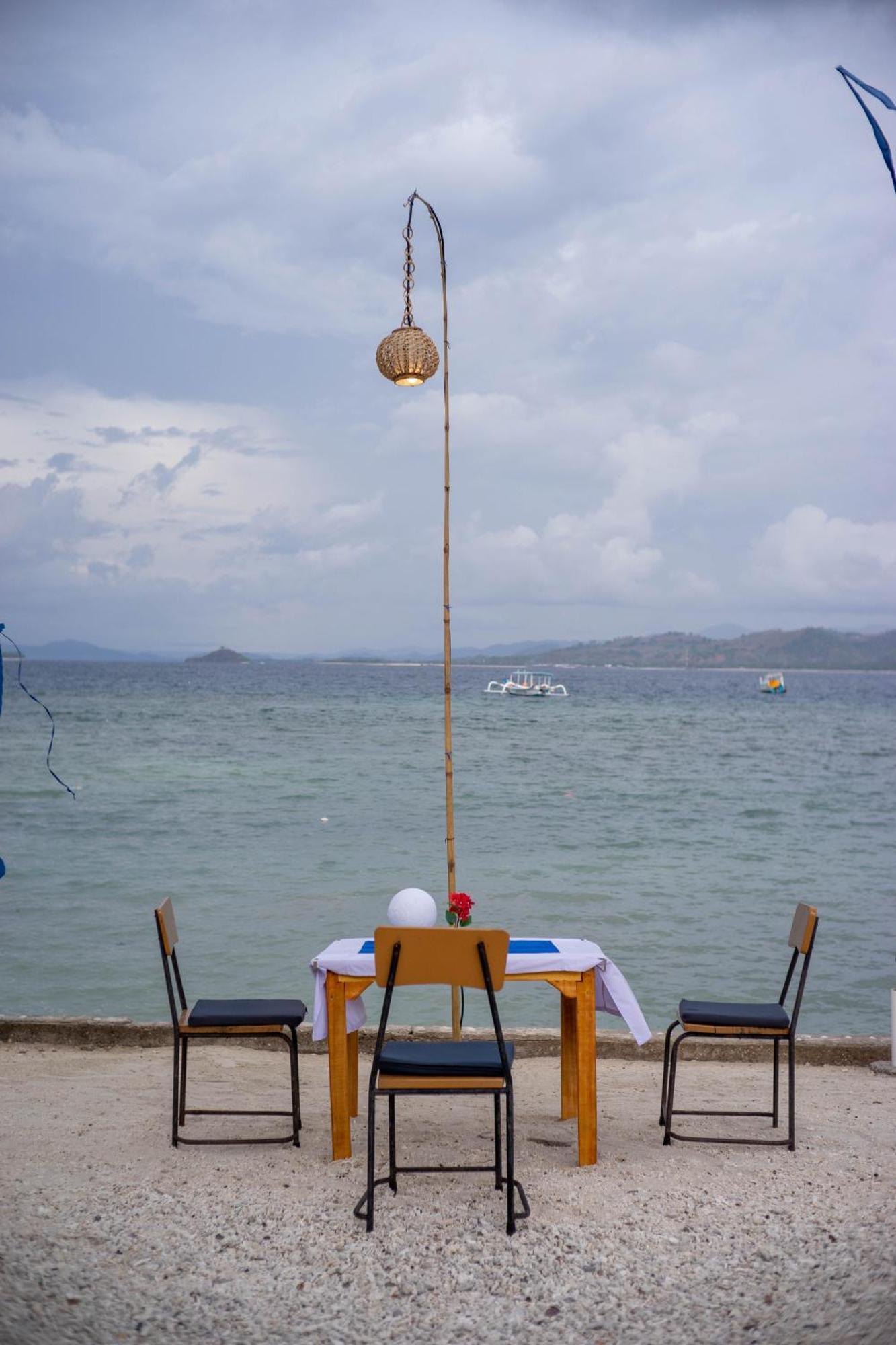 Yut'S Inn Flower Paradise Gili Gede Экстерьер фото